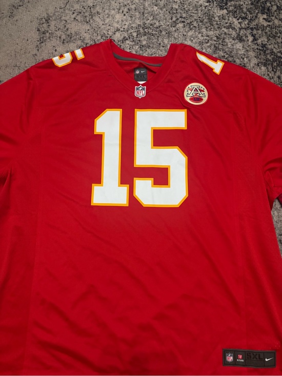 Nike Other - Official Nike Patrick Mahomes stitched #15 Jersey Football Chiefs 5XL KC